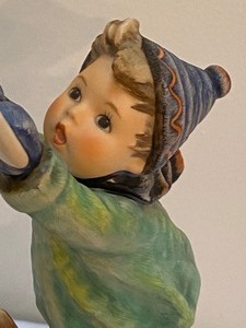 lot 48 image: Hummel Figurine A Letter To Santa Claus