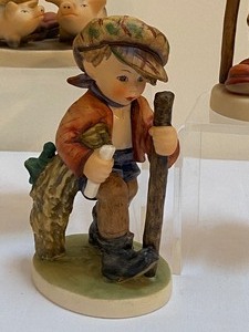 lot 47 image: Collection of Six Hummel Figurines including Farm Boy, Little Hiker and More