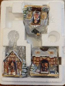 lot 154 image: Hummel Ornament Collection
