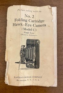 lot 196 image: Vintage Eastman Kodak Company Folding Cartridge Hawk-Eye Single Lens Camera
