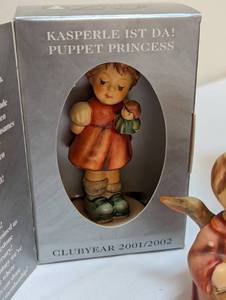 lot 230 image: Assorted Petite Hummel Figurines