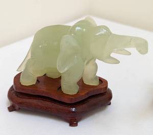 lot 235 image: Pair of Miniature Carved Elephants