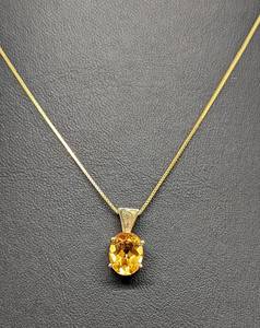 lot 43A image: 14k Gold Box Chain and Citrine Pendant