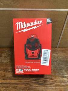 lot 42 image: Milwaukee M12 12-Volt Lithium-Ion Cordless Jobsite Fan (Tool-Only) - Review all pictures - Customer returns