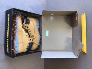 lot 51 image: DEWALT Mens Halogen 6 in. Work Boots - Steel Toe - Wheat Size 13W - Customer Return - Review all pictures