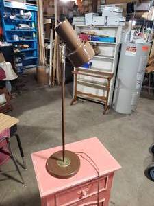 lot 13 image: Desk Lamp