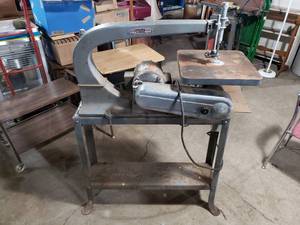 lot 20 image: Delta Scroll Saw