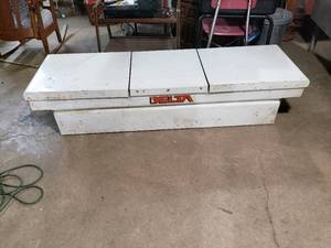 lot 30 image: Delta Pickup Toolbox