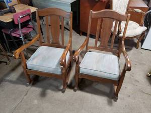 lot 32 image: Matching Pair of Rockers