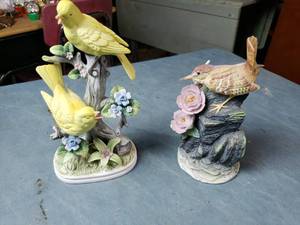 lot 99 image: Ceramic Birds