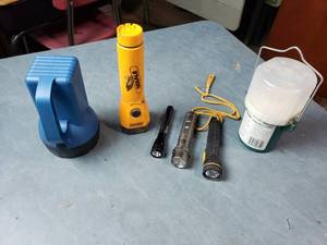 lot 115 image: Flashlights