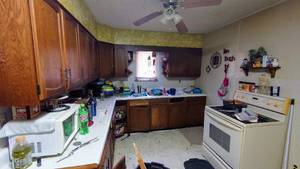 1109 Mountain Ave, Walhalla, ND 58282