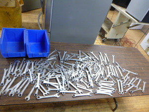 Wrenches with Bins