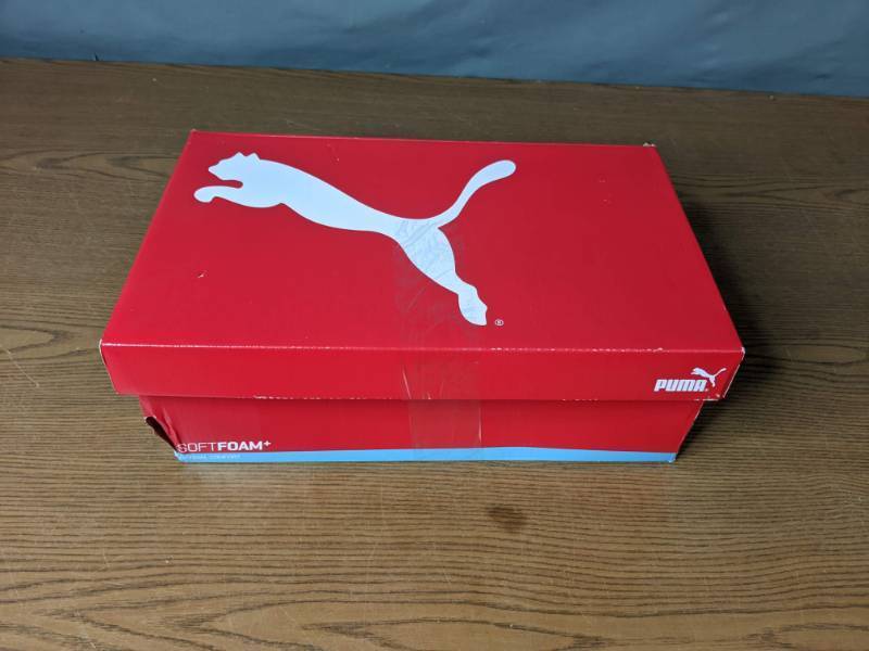 lot 80 image: PUMA Mens R78 Sneaker Size 12 N