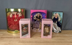 lot 100 image: Vintage Mattel Happy Holidays 1993 Barbie, Mattel Evening Majesty 1996 Barbie, Avon Winter Velvet First in a Series 1995 Barbie, 1997 Holiday Barbie 4 Ornament and 1997 Evening Majesty Barbie 4 Ornament N