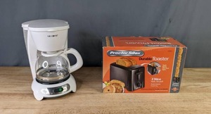 lot 162 image: Mr. Coffee 5 Cup Coffee Pot & Procter Silex Durable Toaster Y