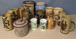 lot 208 image: 16-Piece Vintage Stoneware and Earthenware Mugs, Jars, Crocks, and Inarco Japan Juice Cups  Y