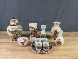 lot 217 image: Peacock Designed Japanese Tea Set with Ginger Jar  Y