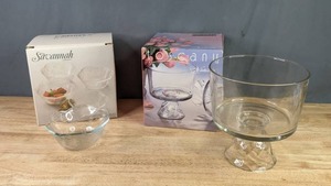 lot 214 image: The Savannah Collection Glass Bowls Toscany Footed Trifle Bowl  Y