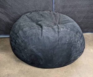 lot 96 image: CordaRoys King Sized Bean Bag Chair  Q