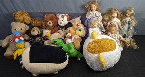 lot 406 image: Kids Stuffed Animals & Dolls Precious Moments, Ronald McDonald TY Beanie Baby, Bart Simpson, Teddy Bears, & More X