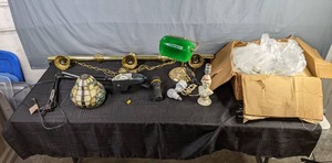lot 466 image: Light Fixtures, Flashlight, Lamps  X