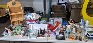 lot 492 image: Miscellaneous Assortment of Table Dcor Figurines, Tins, Buckets, Wall ShelfStorage, Decorative Plates, Irish Spring Soap, CupsMugs, Achievement Trophy, Jewelry and Much More X