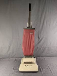 lot 604 image: Vintage Hoover Elite 350 Vacuum Cleaner Y