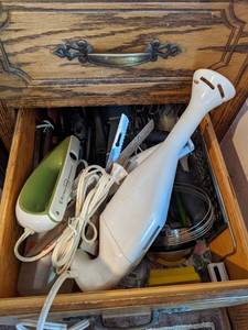 lot 65 image: Kitchen Group Hamilton Beach Electric Knife, Kenwood Handheld Blender, Electric Bread SlicerCarver, Many Misc. Kitchen Utensils
