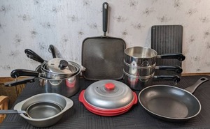 lot 60 image: Collection of Pots and Pans, Double Boiler, Steamer, Grill Pan and More