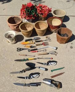lot 116 image: Gardening Essentials Planters, Pruners, Hand Rakes, Spades and More