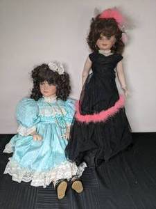lot 134 image: Two Porcelain Dolls