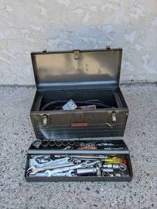 lot 188 image: Vintage Metal Craftsman Toolbox and Contents (Wrenches, Socket Wrenches, Hose Clamps, and More)