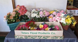 lot 195 image: Large Collection of Artificial Flowers and Plant Pots