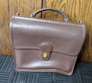 lot 219 image: Authentic Brown Coach Leather Handbag