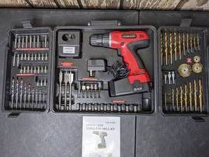 lot 242 image: Cordless Drill Kit 19.2V