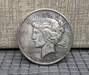 lot 23 image: Antique 1922 Liberty Dollar Coin