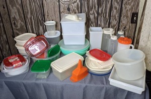 lot 305 image: Assortment of Plastic Food Storage Containers and Lids by Tupperware, Rubbermaid and More