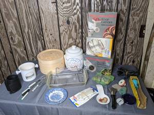 lot 300 image: Kitchen Aid Food Grinder Mixer Attachment, Oster Food Processor Accessory, Kitchen Aid Slicer & Shredder, Baster, Steamer and More