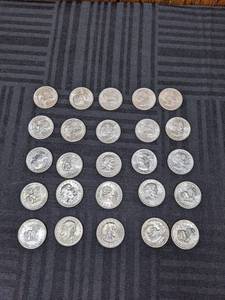 lot 338 image: Collection of (25) 1979 Susan B Anthony Coins