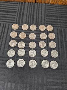 lot 339 image: Collection of (25) 1979 Susan B Anthony Coins