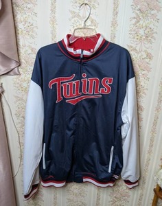 lot 278 image: NEW with TAGS Stitches Athletic Gear Authentic MN Twins MLB Jacket Mens XL