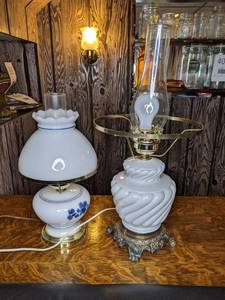 lot 267 image: Two Lovely Electric Hurricane Table Lamps