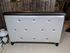 lot 4 image: Unique and Beautifully Handcrafted Bar 61L x 41H x 23D