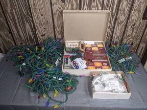 lot 410 image: Collection of Holiday Indoor  Outdoor Lights and Bulbs