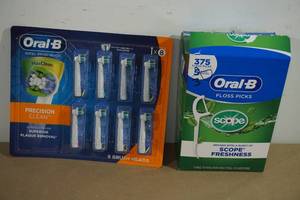 lot 90 image: Oral-B MaxClean Brush Heads and Floss Picks