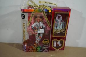 lot 99 image: Rainbow High Doll