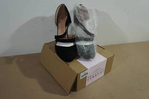 lot 135 image: Journee Collection Zeera Heels - Womens 12