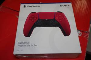 lot 193 image: Sony PlayStation 5 Dualsense Controller