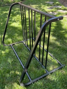 lot 183 image: Metal Bicycle Rack